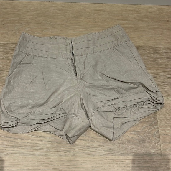 Izzue high waist linen short - Picture 1 of 7